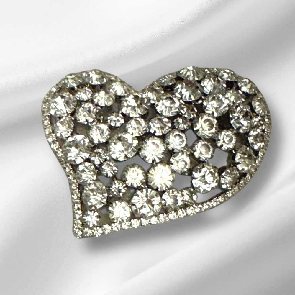 Elegant Silver Rhinestone, Chunky Heart Brooch ~ New